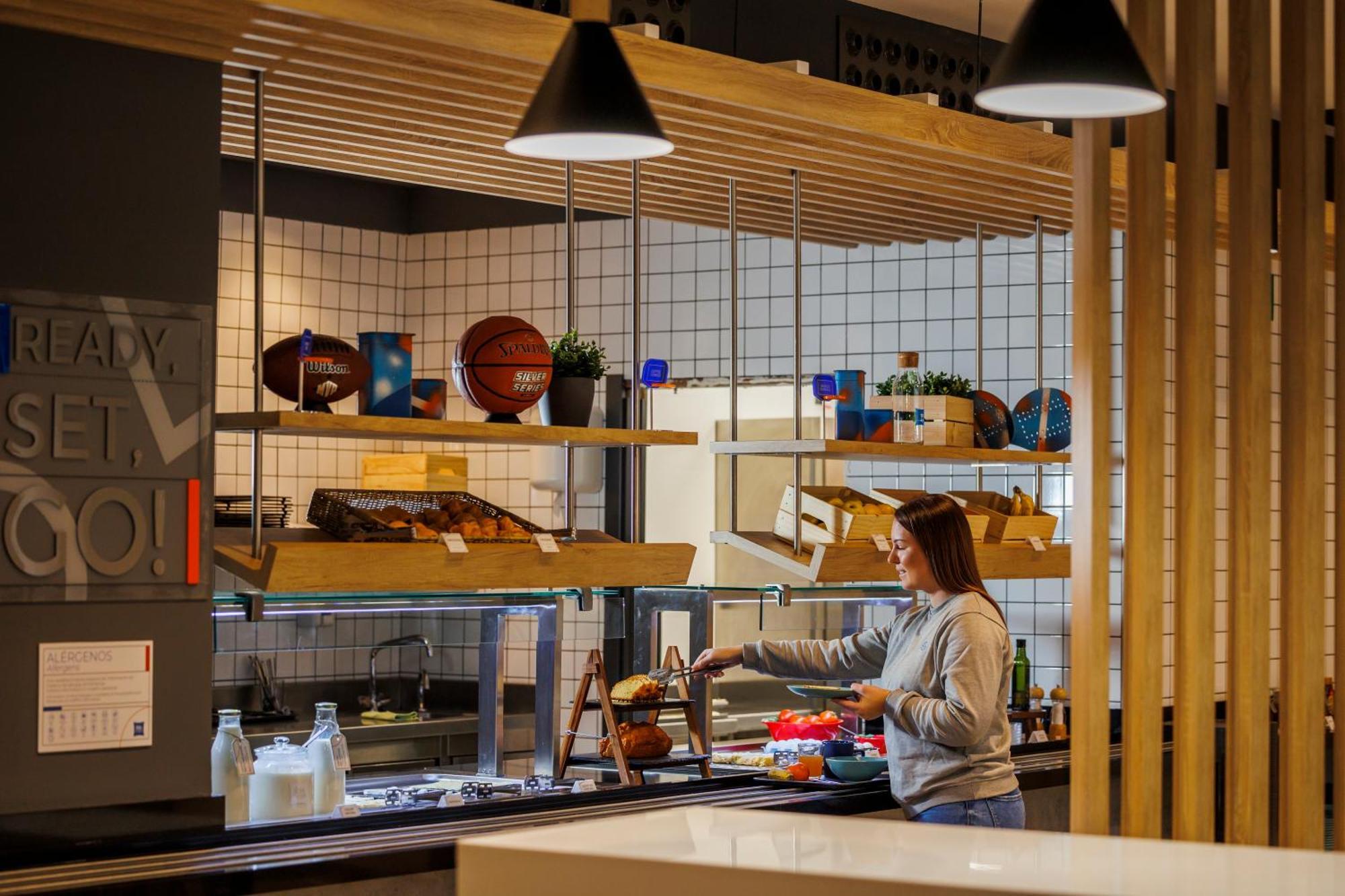 Ibis Budget Logrono Centro Luaran gambar