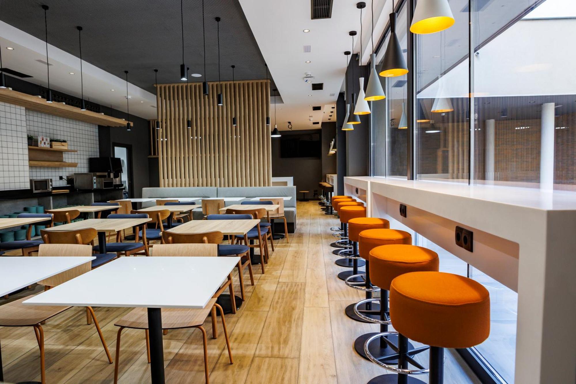 Ibis Budget Logrono Centro Luaran gambar