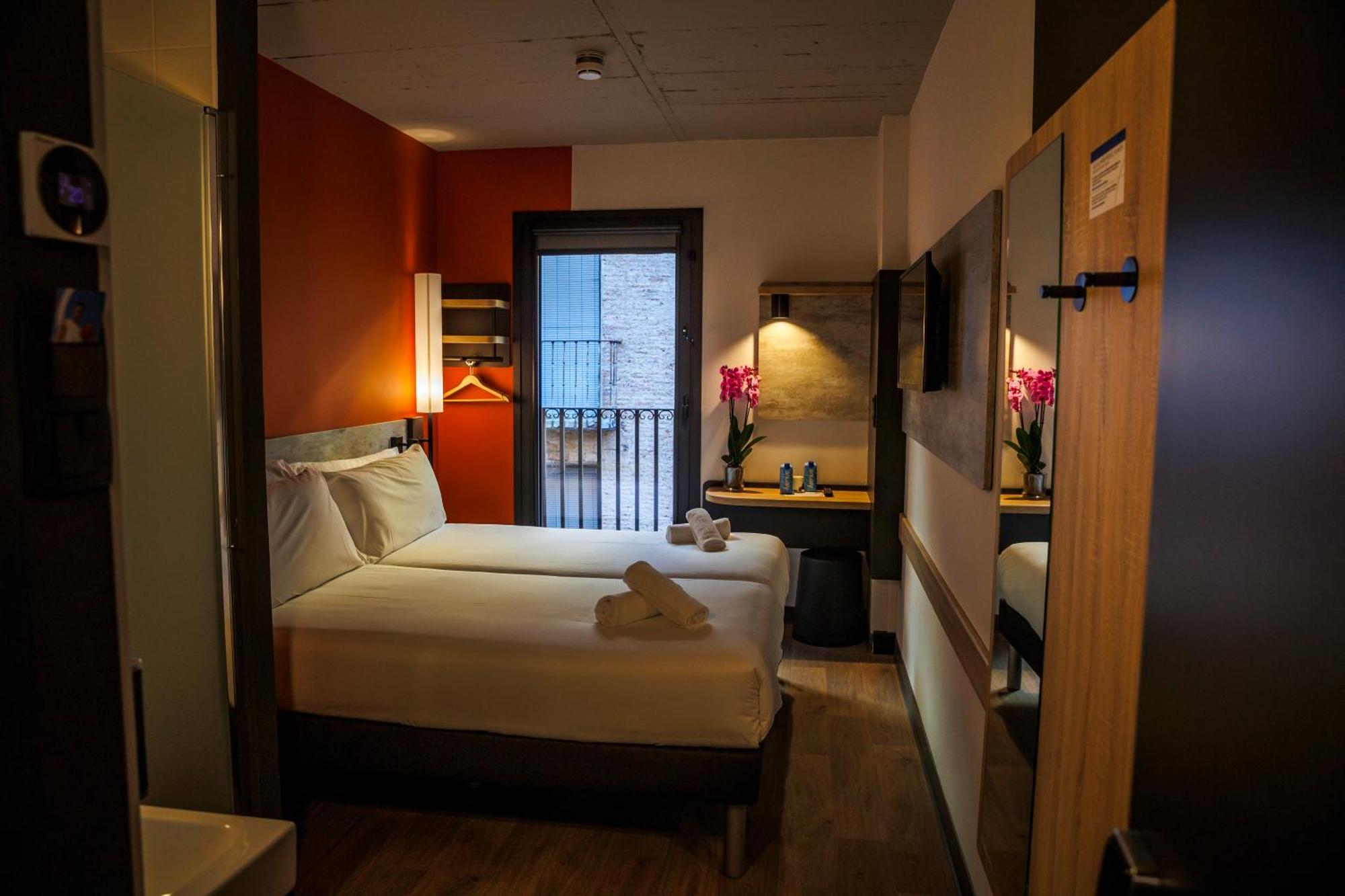 Ibis Budget Logrono Centro Luaran gambar