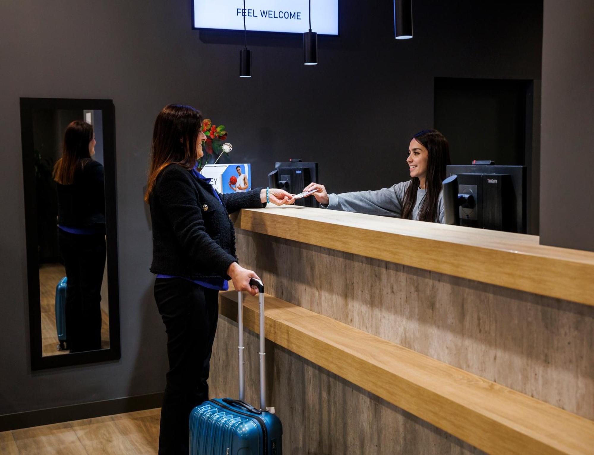 Ibis Budget Logrono Centro Luaran gambar