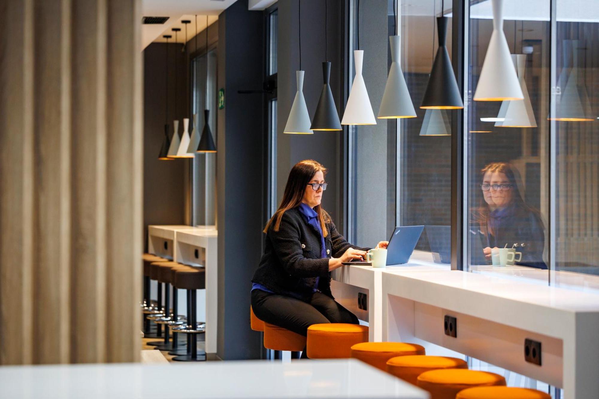 Ibis Budget Logrono Centro Luaran gambar