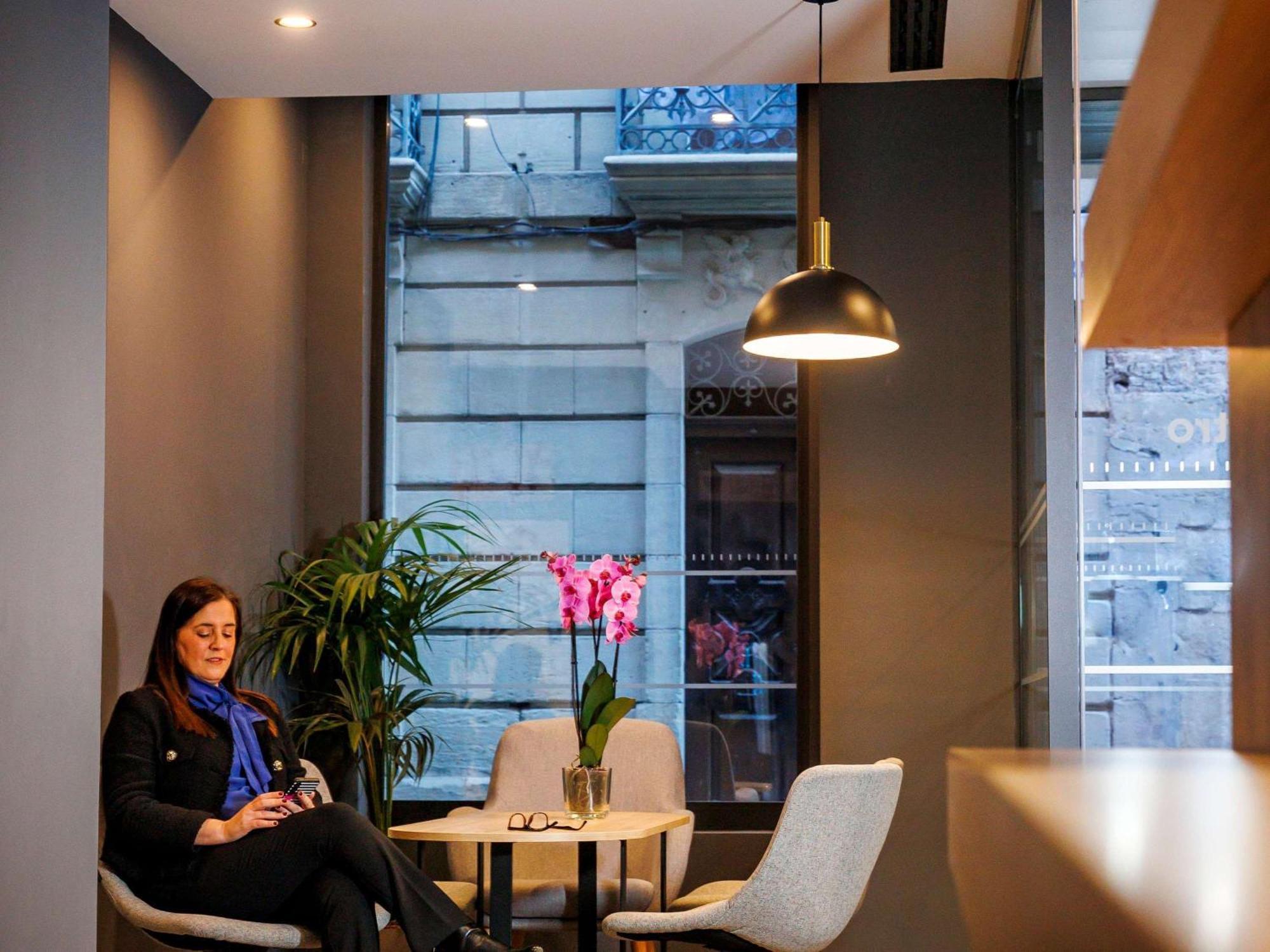 Ibis Budget Logrono Centro Luaran gambar