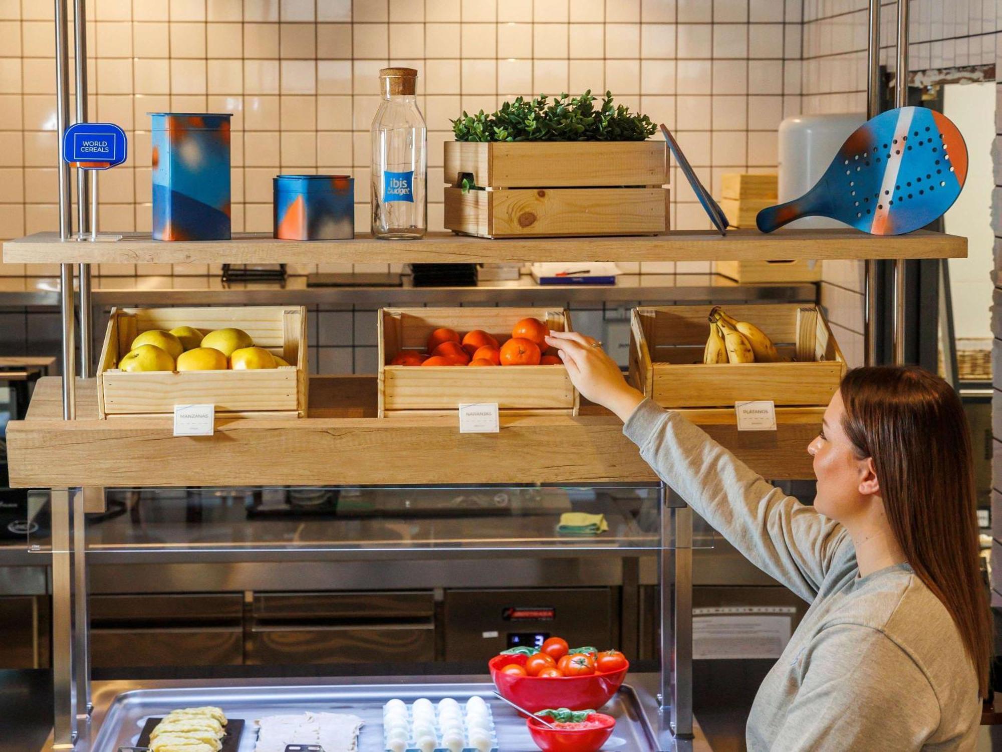 Ibis Budget Logrono Centro Luaran gambar