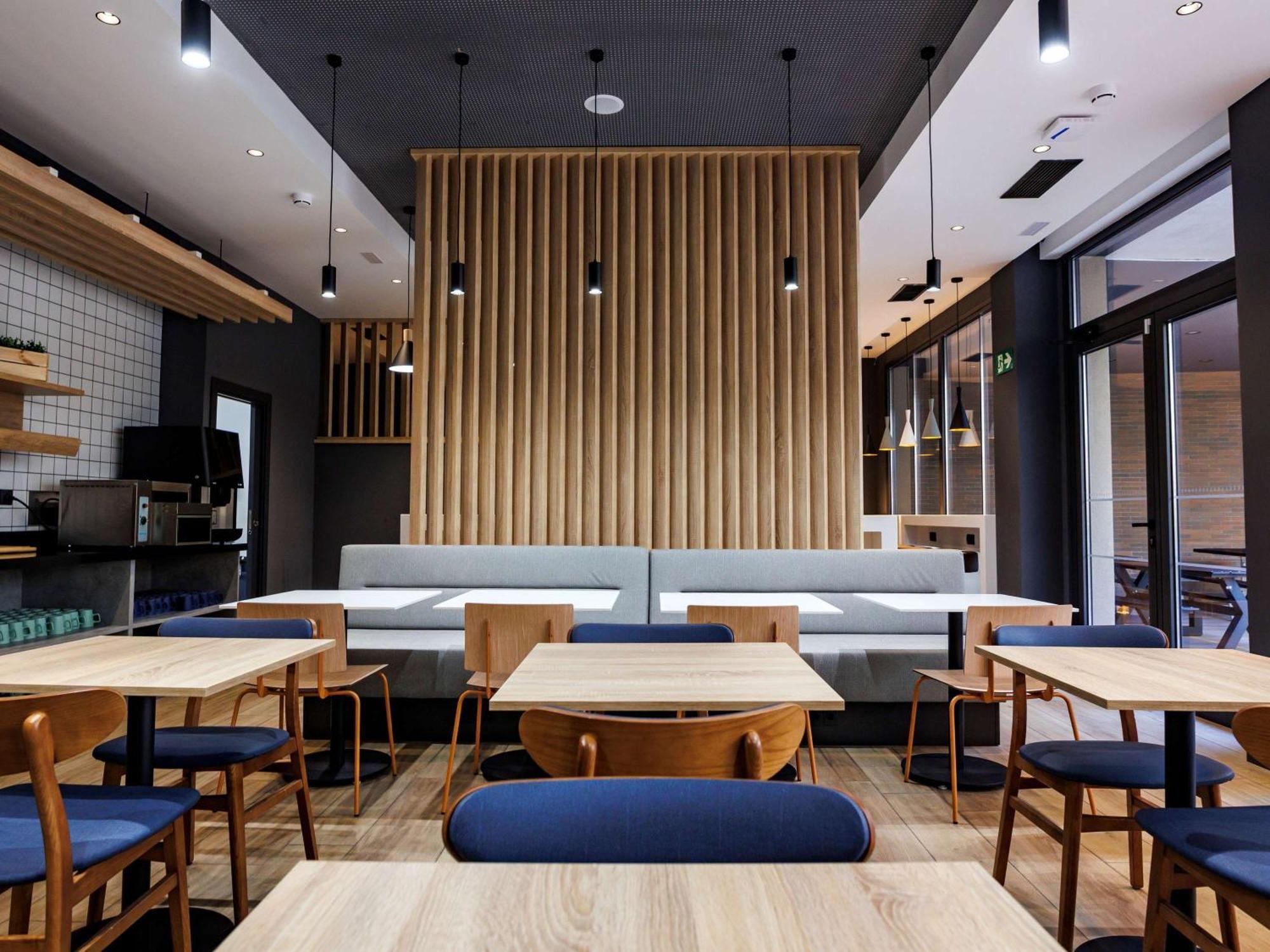 Ibis Budget Logrono Centro Luaran gambar