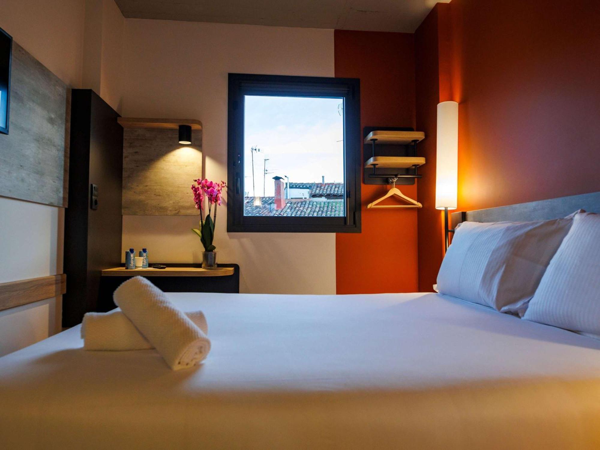 Ibis Budget Logrono Centro Luaran gambar