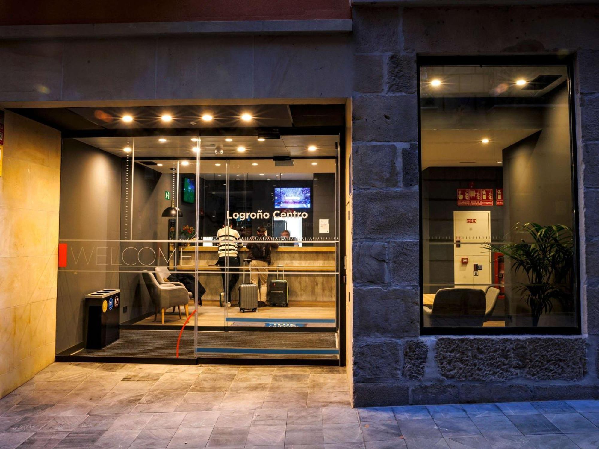 Ibis Budget Logrono Centro Luaran gambar